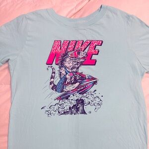 Nike tee
